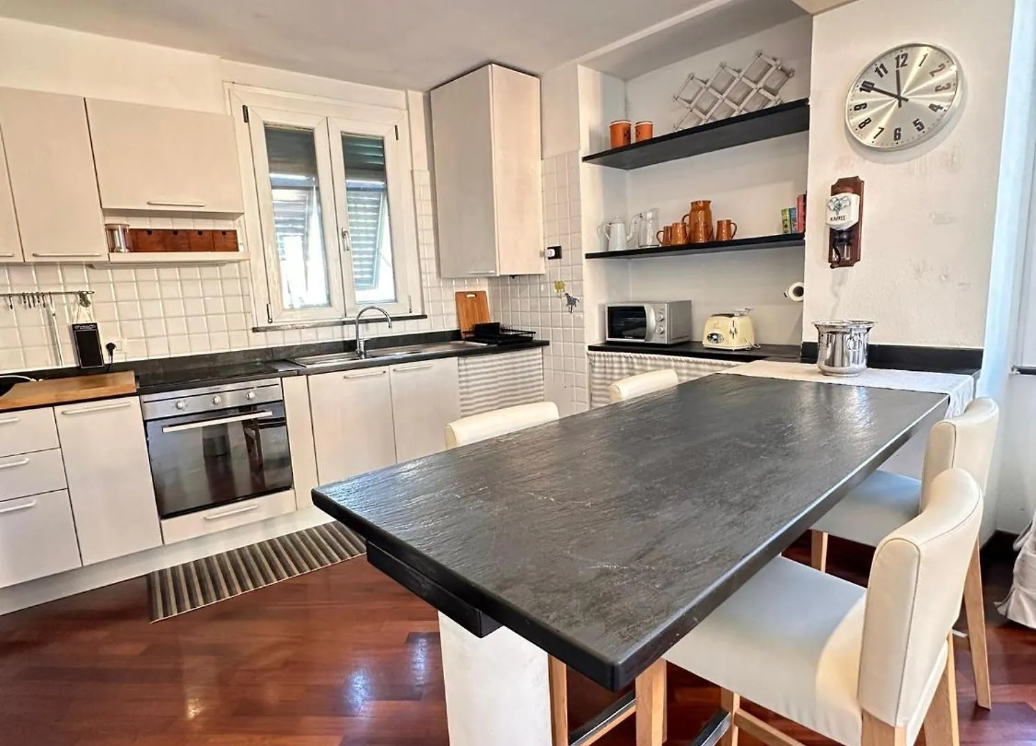 Apartment Casa Del Pozzo - Una Tipica Casa Ligure Ben Ristrutturata- In Pieno Centro E A 50 M Dal Mare Rapallo